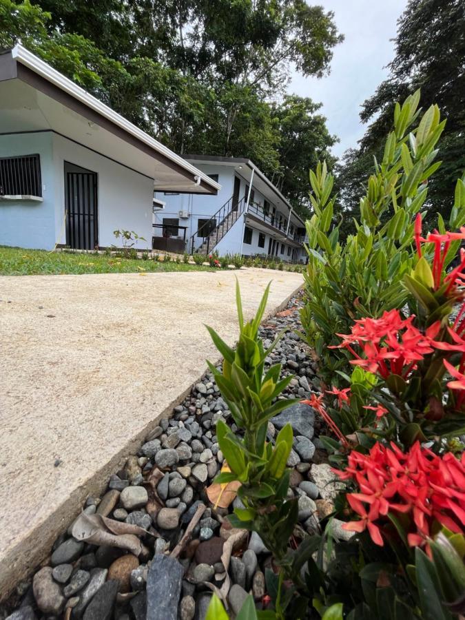 Hotel Azul Coral Cahuita Exterior foto